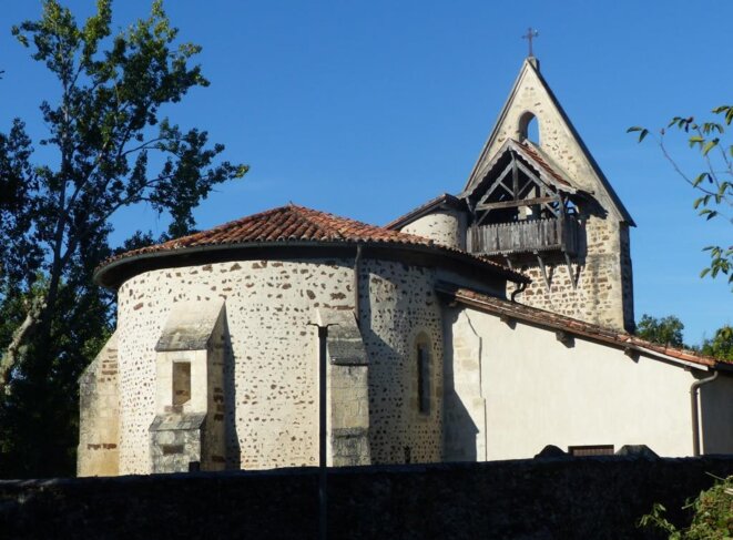 p1400562-1