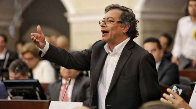 Gustavo Petro. Sénateur colombien et candidat présidentiel de la Colombia Humana.