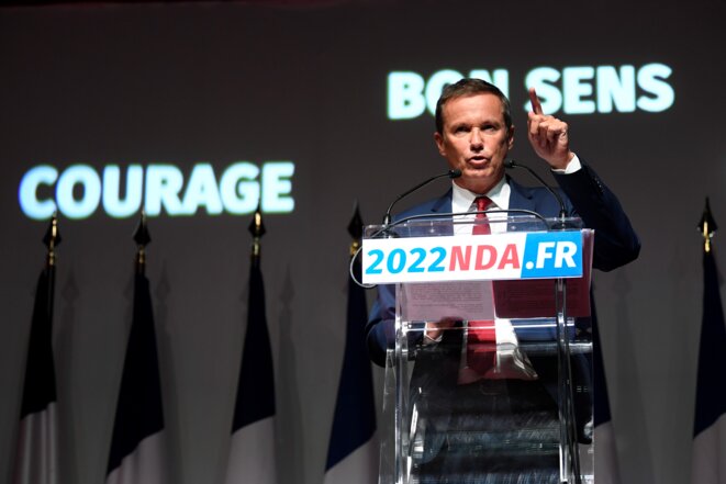 Nicolas Dupont-Aignan annonce sa candidature, le 26 septembre 2020 à Paris. © Bertrand Guay / AFP Nicolas Dupont-Aignan annonce sa candidature, le 26 septembre 2020 à Paris. © Bertrand Guay / AFP