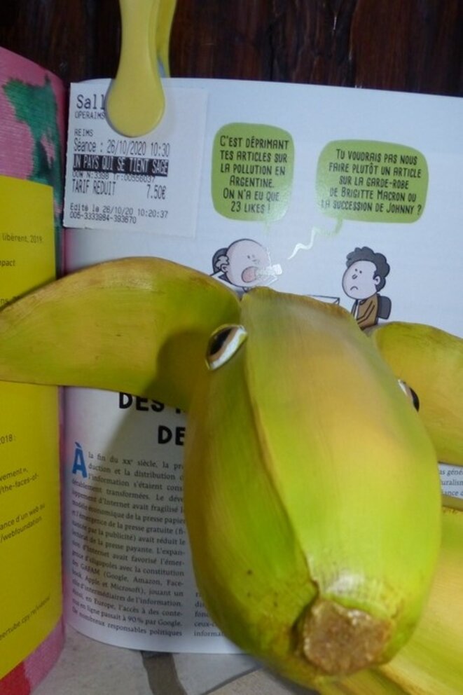 Le chien banane et le manuel du futur d'Attac Le chien banane et le manuel du futur d'Attac