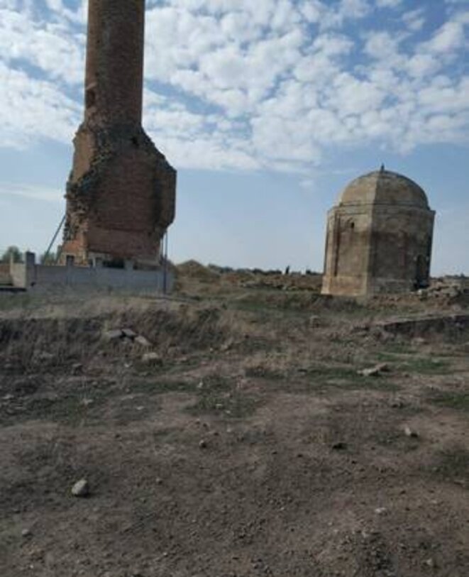 Mausolée Sheykh Babi du 13e siècle Mausolée Sheykh Babi du 13e siècle