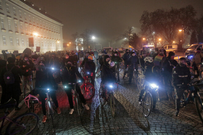 Manifestation contre la restriction de l'avortement à Wroclaw, en Pologne, le 9.11.2020 (Krzysztof Zatycki/Nur Photo via AFP) Manifestation contre la restriction de l'avortement à Wroclaw, en Pologne, le 9.11.2020 (Krzysztof Zatycki/Nur Photo via AFP)