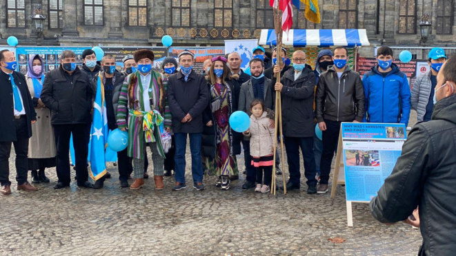 Fête commémorative de la République du Turkestan oriental à Amsterdam