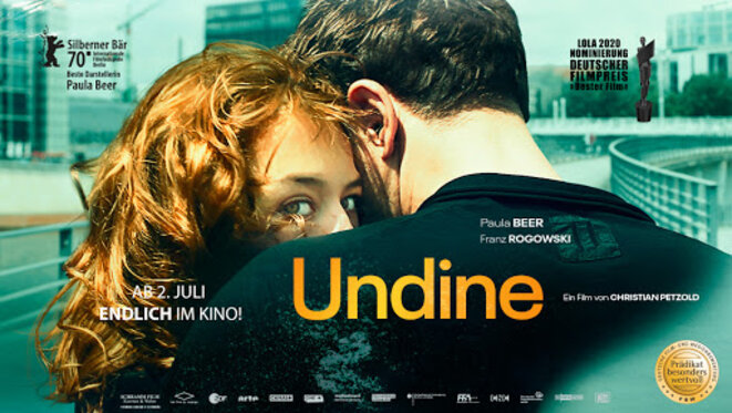 Affiche du film pour sa distribution en Allemagne © Schramm Films - Les Films du losange - Piffl Medien Affiche du film pour sa distribution en Allemagne © Schramm Films - Les Films du losange - Piffl Medien