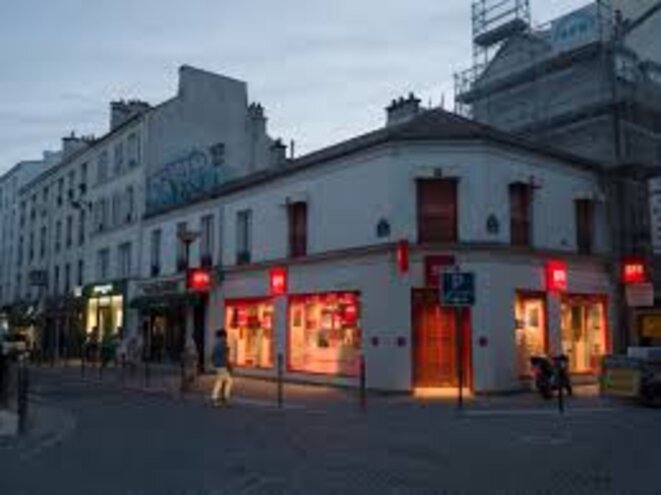 SFR, 56 rue du Commerce à Paris SFR, 56 rue du Commerce à Paris