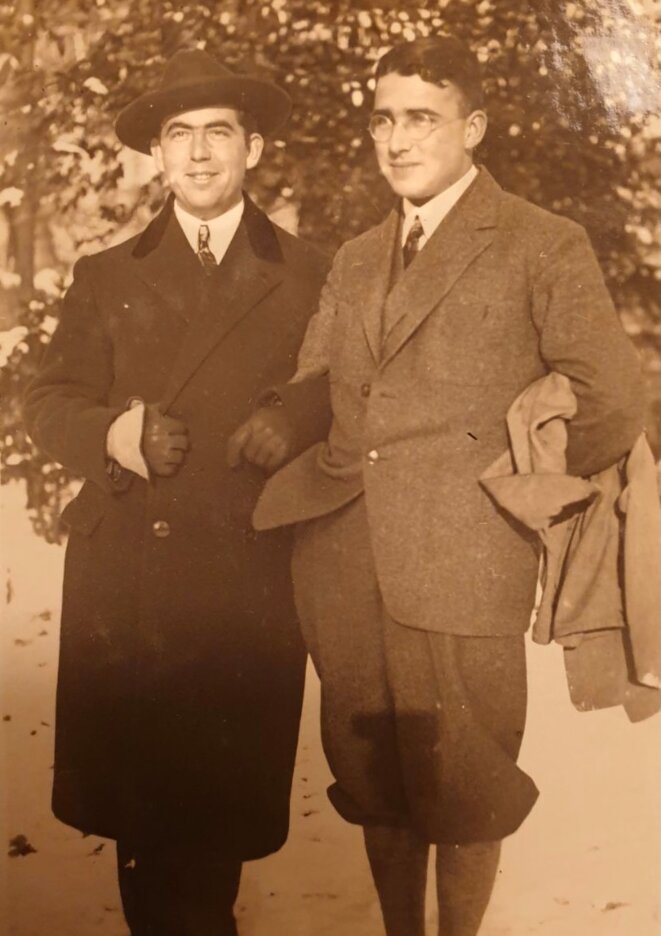 Hans Venedey (à gauche) et son frère Hermann dans les années 1930. © DR
