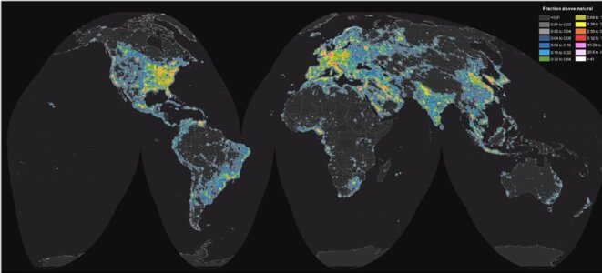 Atlas mondial de la luminosité artificielle du ciel nocturne © Atlas mondial de la luminosité artificielle du ciel nocturne Atlas mondial de la luminosité artificielle du ciel nocturne © Atlas mondial de la luminosité artificielle du ciel nocturne