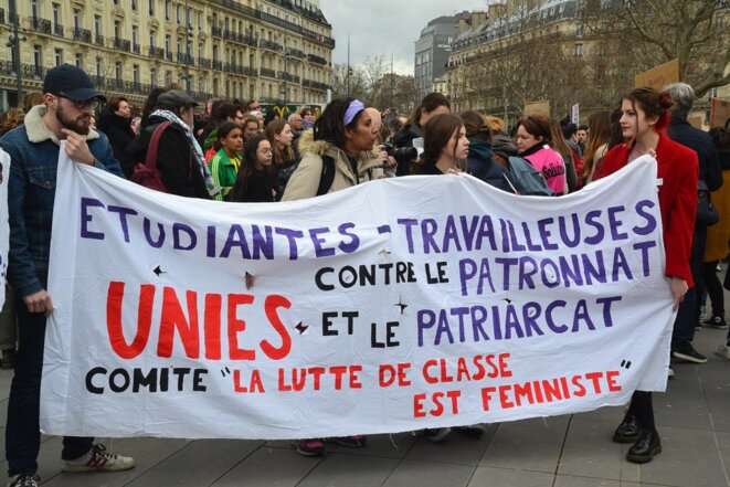 Dinosaures en goguette