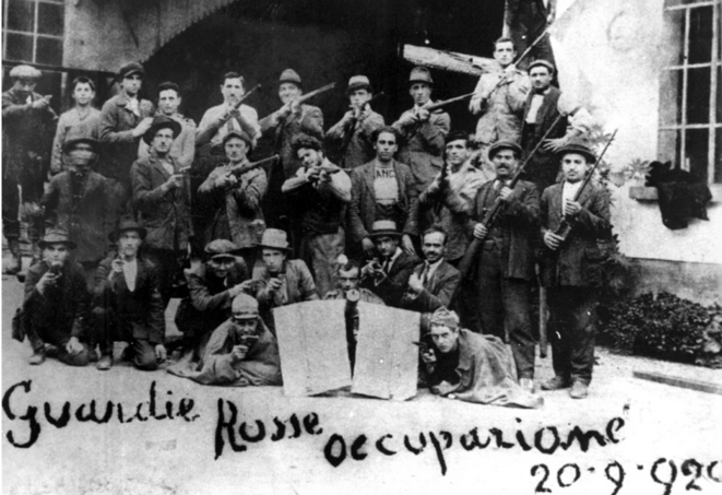 Une occupation d'usine à Turin en septembre 1920. © DR
