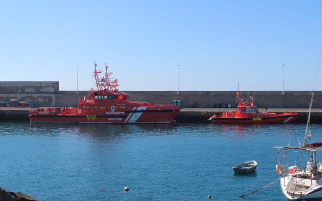 Les bateaux des sauveteurs espagnols, au port d'Arguineguin. © NB.