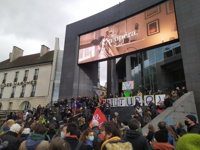 Manifestation à Paris des professionnels du spectacle, 15 décembre 2020 © Hugo Robert (c) https://twitter.com/hrobert_hugo Manifestation à Paris des professionnels du spectacle, 15 décembre 2020 © Hugo Robert (c) https://twitter.com/hrobert_hugo