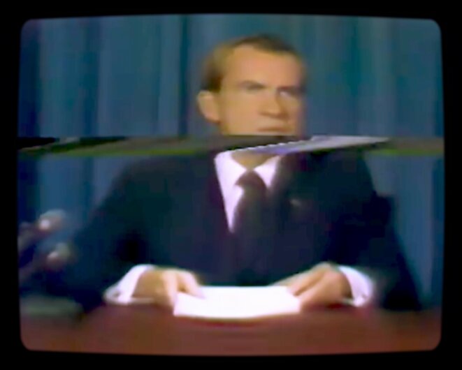 Nixon au moment de son supposé discours annonçant la mort des astronautes d’Apollo 11. Nixon au moment de son supposé discours annonçant la mort des astronautes d’Apollo 11.