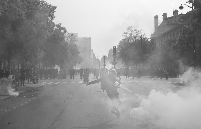 "Manifestation du 1er mai Paris" © Gael Derouche "Manifestation du 1er mai Paris" © Gael Derouche