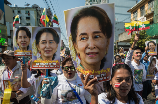 Foto de archivo de una manifestación de apoyo a Aung San Suu Ki el 10 de diciembre de 2019. © Sai Aung Main/AFP
