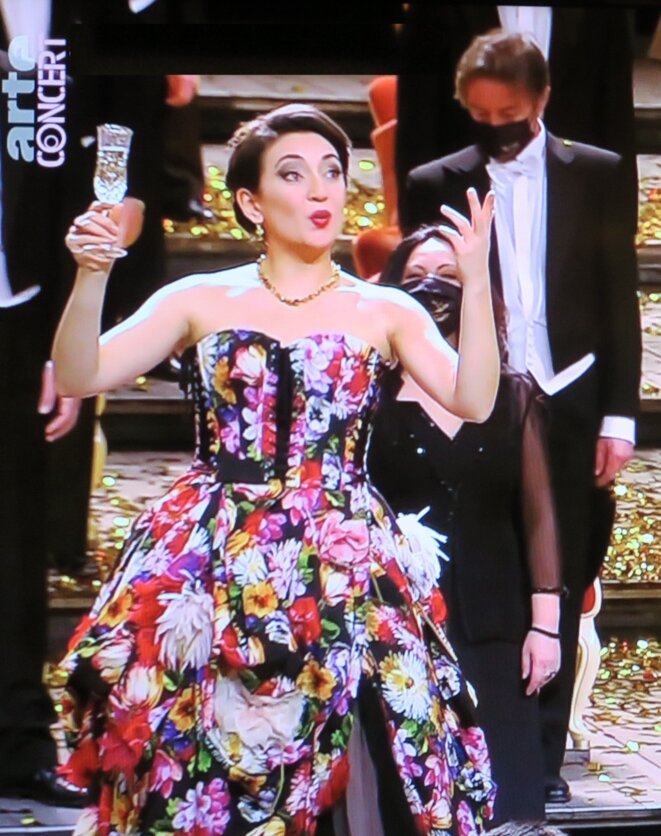 martiens-debarquent-la-fenice-1-1-21-10-la-soprano