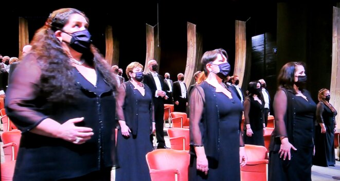 martiens-debarquent-la-fenice-1-1-21-4