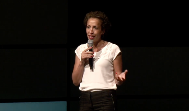 Rachida Brahim lors d'une conférence diffusée sur Youtube © Capture d'écran