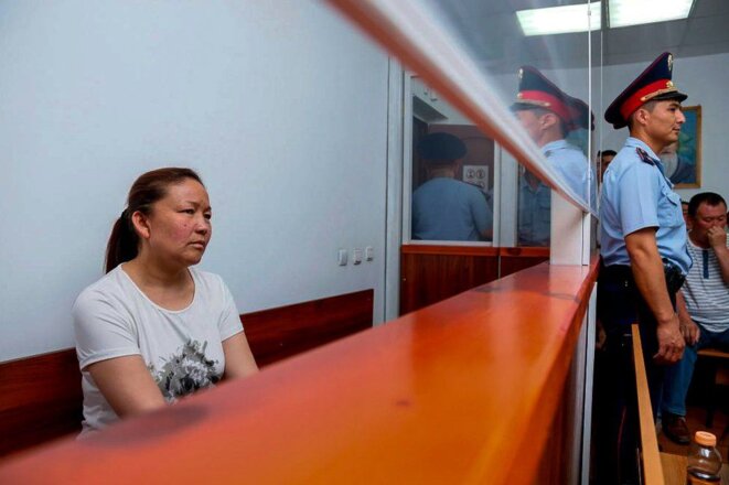 Sayragul Sauytbay, une enseignante, a déclaré avoir été témoin d'un viol déchirant. Elle a ensuite été accusée d'avoir pénétré illégalement au Kazakhstan Sayragul Sauytbay, une enseignante, a déclaré avoir été témoin d'un viol déchirant. Elle a ensuite été accusée d'avoir pénétré illégalement au Kazakhstan