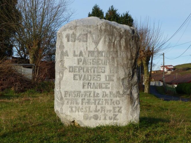 p1440976