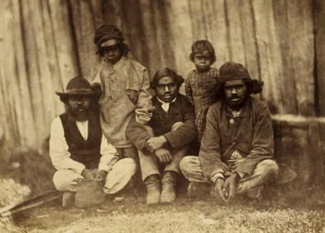 Cultivateurs aborigènes à la Loddon Aboriginal Protectorate Station de Franlinford, Victoria (1858). © DR Cultivateurs aborigènes à la Loddon Aboriginal Protectorate Station de Franlinford, Victoria (1858). © DR