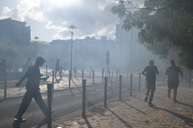 Jeudi 4 mars, devant le tribunal de Fort-de-France. © Julien Sartre Jeudi 4 mars, devant le tribunal de Fort-de-France. © Julien Sartre