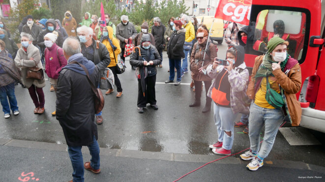 On prend des notes, des photos et des coups de vent © Georges-André Photos On prend des notes, des photos et des coups de vent © Georges-André Photos