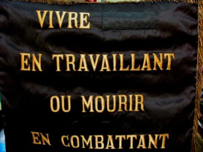 Le drapeau des Canuts Le drapeau des Canuts