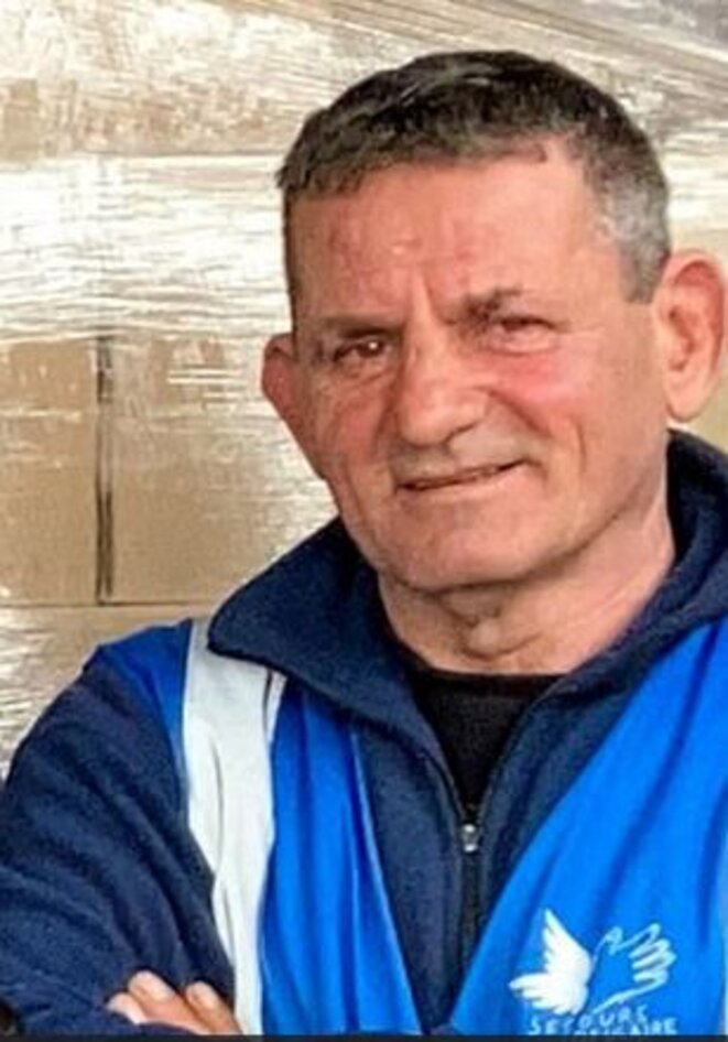 Au Secours Populaire, l'Etat s'attaque lâchement à des bénévoles sans papiers.