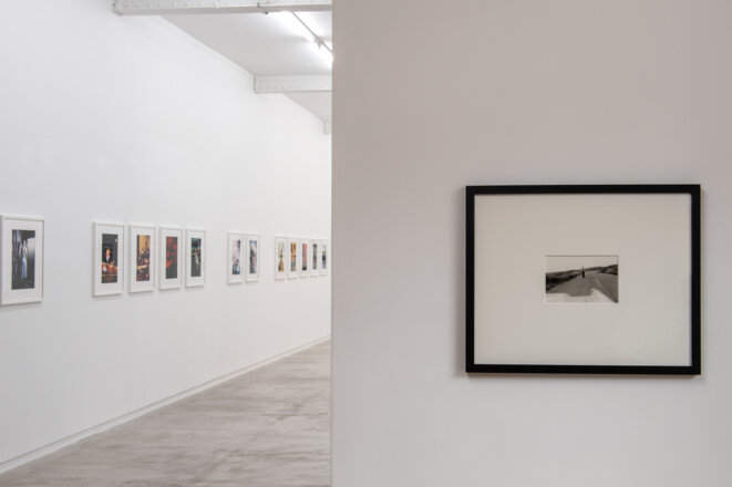 Vue de Pleasures, Sadness, Sometimes, exposition personnelle de Jeffrey Silverthorne_Lahah, Paris, 2021 © Photo Marc Domage pour L'ahah Vue de Pleasures, Sadness, Sometimes, exposition personnelle de Jeffrey Silverthorne_Lahah, Paris, 2021 © Photo Marc Domage pour L'ahah