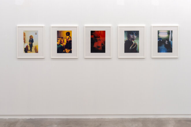 vue de Pleasures, Sadness, Sometimes, exposition personnelle de Jeffrey Silverthorne_Lahah, Paris, 2021 © Photo Marc Domage pour L'ahah vue de Pleasures, Sadness, Sometimes, exposition personnelle de Jeffrey Silverthorne_Lahah, Paris, 2021 © Photo Marc Domage pour L'ahah