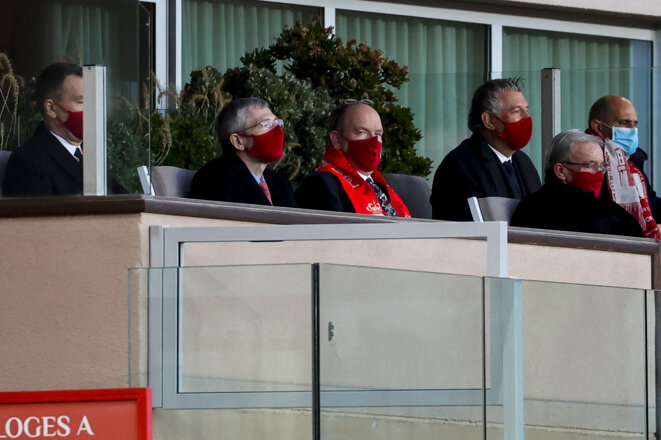 Le prince Albert II de Monaco et Dmitri Rybolovlev, lors d’un match contre Lille, le 14 mars 2021. © Valery HACHE / AFP Le prince Albert II de Monaco et Dmitri Rybolovlev, lors d’un match contre Lille, le 14 mars 2021. © Valery HACHE / AFP