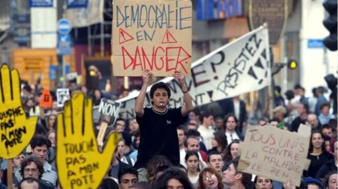 Marseille, avril 2002 © Florian Launette Marseille, avril 2002 © Florian Launette