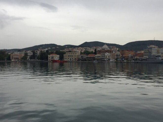 Les bateaux n'arrivent plus... Les bateaux n'arrivent plus...