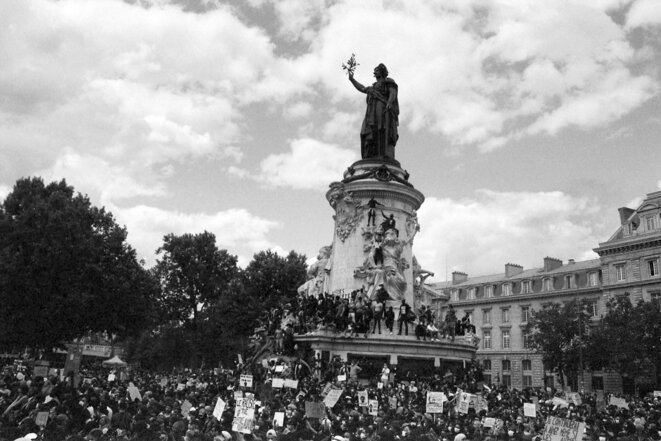 Rassemblement contre le racisme et les violences policières le 13 juin 2020, Place de la République, Paris. © Éris Rassemblement contre le racisme et les violences policières le 13 juin 2020, Place de la République, Paris. © Éris