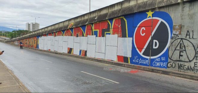 Slogan recouvert le lendemain Slogan recouvert le lendemain