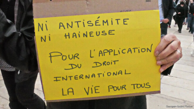 NI antisémite, ni haineuse ... le droit ! © Georges-André Photos NI antisémite, ni haineuse ... le droit ! © Georges-André Photos
