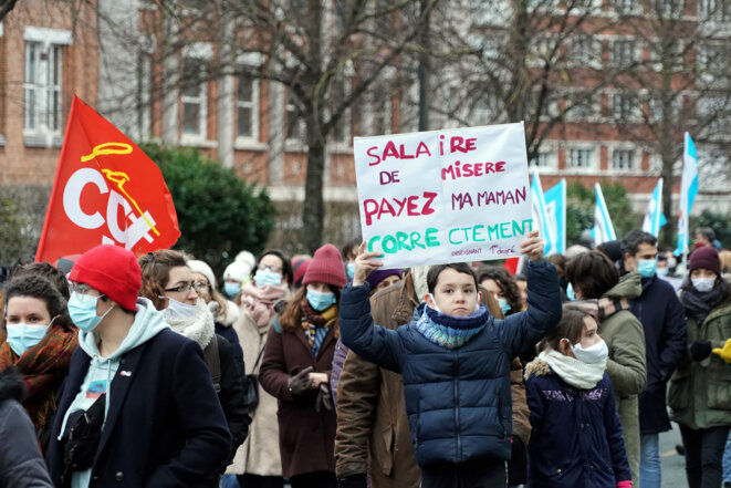 Manifestation des enseignants et des étudiants à Lille le 26 janvier 2021. © SYLVAIN LEFEVRE / Hans Lucas via AFP