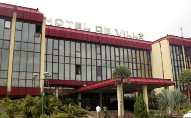 Gabon – Que cache la cabale politique de Ian Ghislain Ngoulou contre Eugène Mba ? – Mairie centrale de Libreville Gabon – Que cache la cabale politique de Ian Ghislain Ngoulou contre Eugène Mba ? – Mairie centrale de Libreville