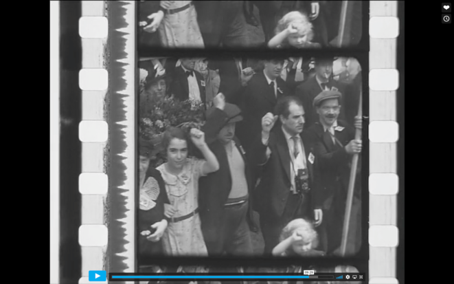 La grandiose manifestation au Mur des Fédérés, le 19 mai 1935 La grandiose manifestation au Mur des Fédérés, le 19 mai 1935