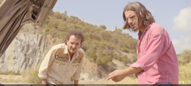 Mystère du hors-champ - David Marsais et Grégoire Ludig frappés de stupeur © Quentin Dupieux - Memento Films Mystère du hors-champ - David Marsais et Grégoire Ludig frappés de stupeur © Quentin Dupieux - Memento Films