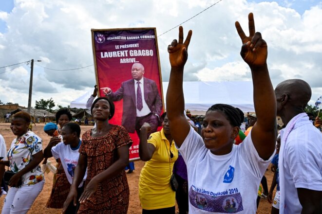 Des supporters de Laurent Gbagbo le 13 juin 2021. © Sia Kambou/AFP