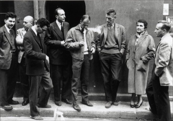 La célèbre photo devant les Editions de Minuit réunissant J.Lindon, A.Robbe-Grillet, S.Beckett, M.Butor, R. Pinget, N. Sarraute - tous droits réservés La célèbre photo devant les Editions de Minuit réunissant J.Lindon, A.Robbe-Grillet, S.Beckett, M.Butor, R. Pinget, N. Sarraute - tous droits réservés