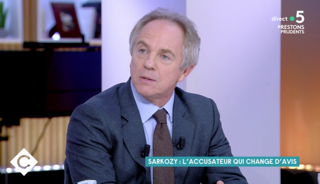 Le directeur de “Paris Match” Hervé Gattegno, sur le plateau de “C à Vous”, le 12 novembre 2020. © Capture d’écran / France 5 Le directeur de “Paris Match” Hervé Gattegno, sur le plateau de “C à Vous”, le 12 novembre 2020. © Capture d’écran / France 5