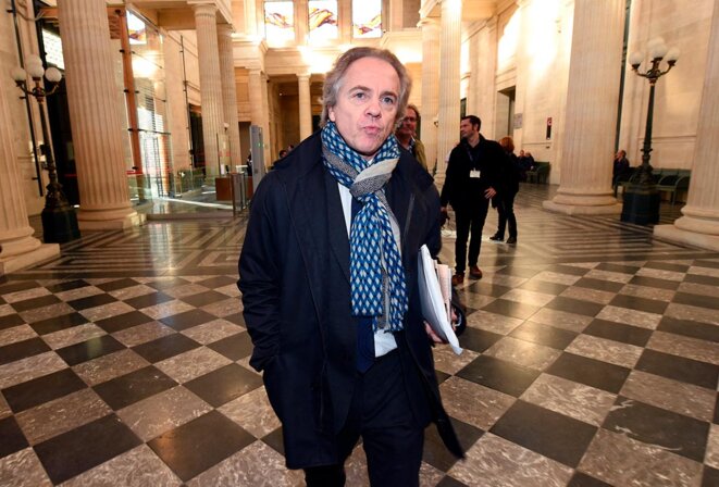Hervé Gattegno au palais de justice de Bordeaux, le 3 novembre 2015. © Photo Mehdi Fedouach / AFP