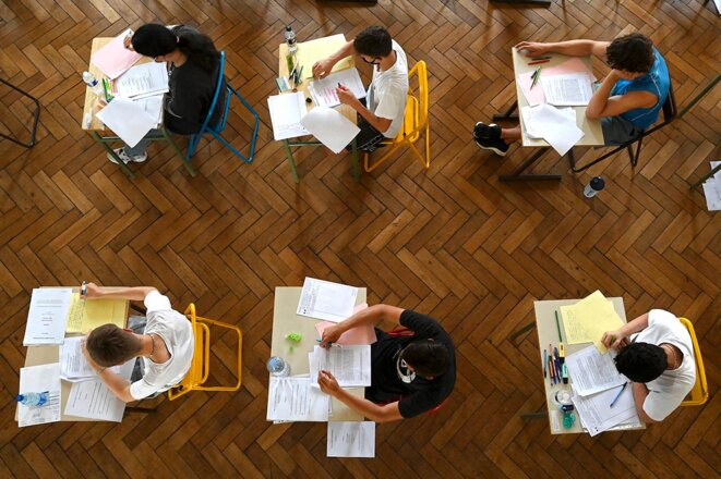 Les lycéens passent l'examen de français, la première session d'épreuves du baccalauréat 2021, le 17 juin 2021 au lycée Pasteur de Strasbourg. © Fréderick Florin / AFP Les lycéens passent l'examen de français, la première session d'épreuves du baccalauréat 2021, le 17 juin 2021 au lycée Pasteur de Strasbourg. © Fréderick Florin / AFP