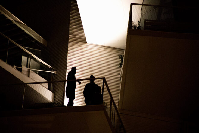 La nuit, propice aux dissidents. © Photo Iselyne Perez-Kovacs / APJ / Hans Lucas via AFP La nuit, propice aux dissidents. © Photo Iselyne Perez-Kovacs / APJ / Hans Lucas via AFP
