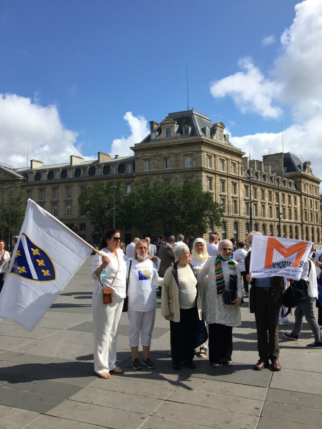Négationnisme: le génocide de Srebrenica nié par ses auteurs