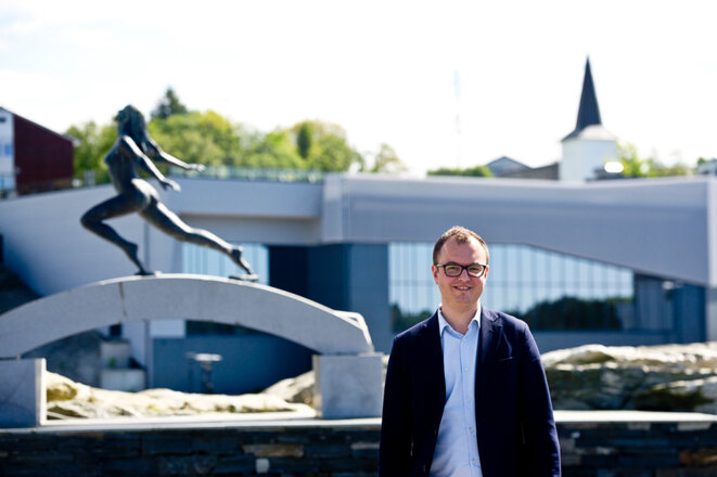 Le maire Morten Storebø, membre du parti libéral. © IE