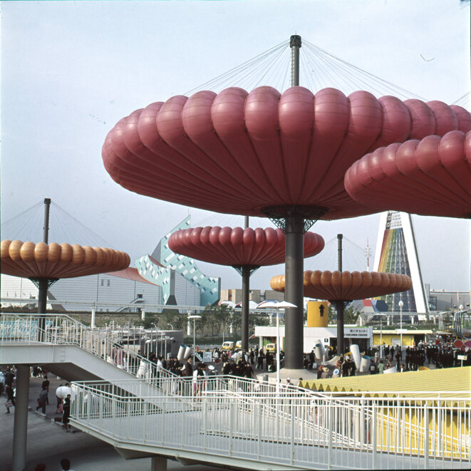 Taneo Oki et Sekkeirengo, Mushballoon, Exposition universelle d’Osaka, 1970 © Taneo Oki et Sekkeirengo © Photo courtesy of Osaka Prefectural Government Taneo Oki et Sekkeirengo, Mushballoon, Exposition universelle d’Osaka, 1970 © Taneo Oki et Sekkeirengo © Photo courtesy of Osaka Prefectural Government