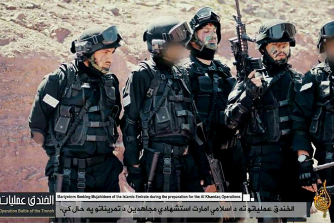 Une unité de commando Sara Khitta dans une vidéo de propagande talibane. Une unité de commando Sara Khitta dans une vidéo de propagande talibane.